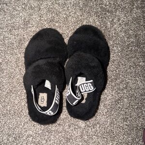 UGG Black Fluffy Kids Slippers